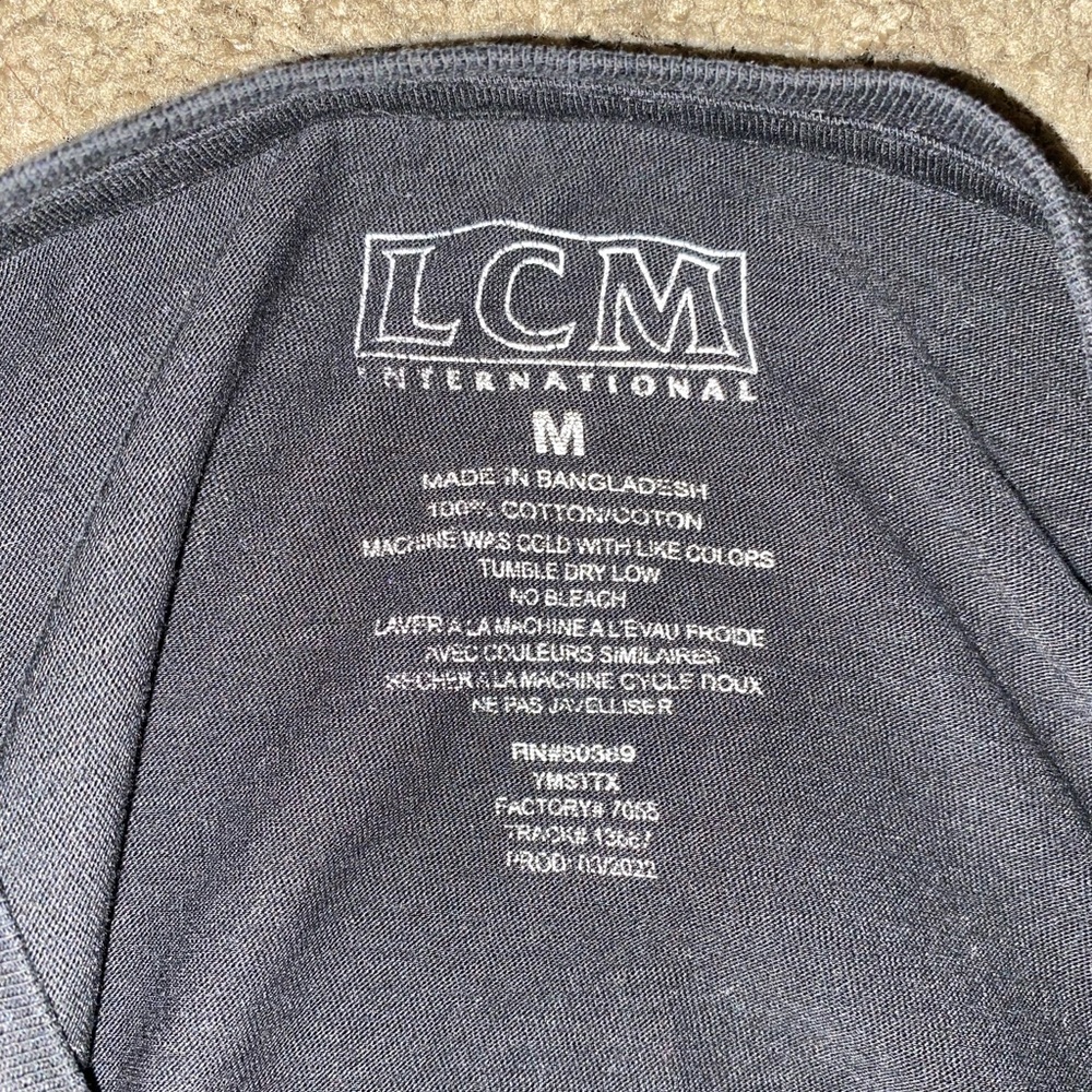 t shirt